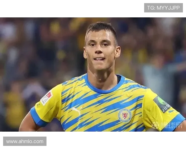 本科维奇告别索尔纳情难自已中